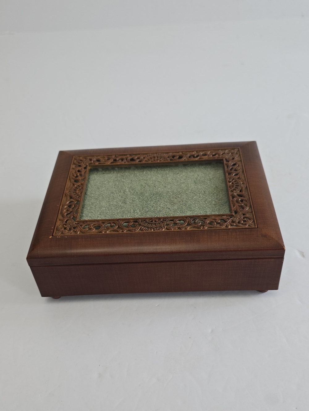 Vintage Sankyo Musical Jewelry Box Picture Frame Velvet Lined